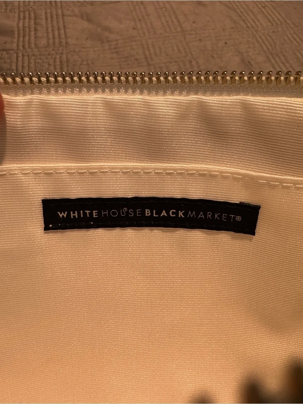 White House Black Market White Floral Studded Wristlet NWT - Picture 4 of 10